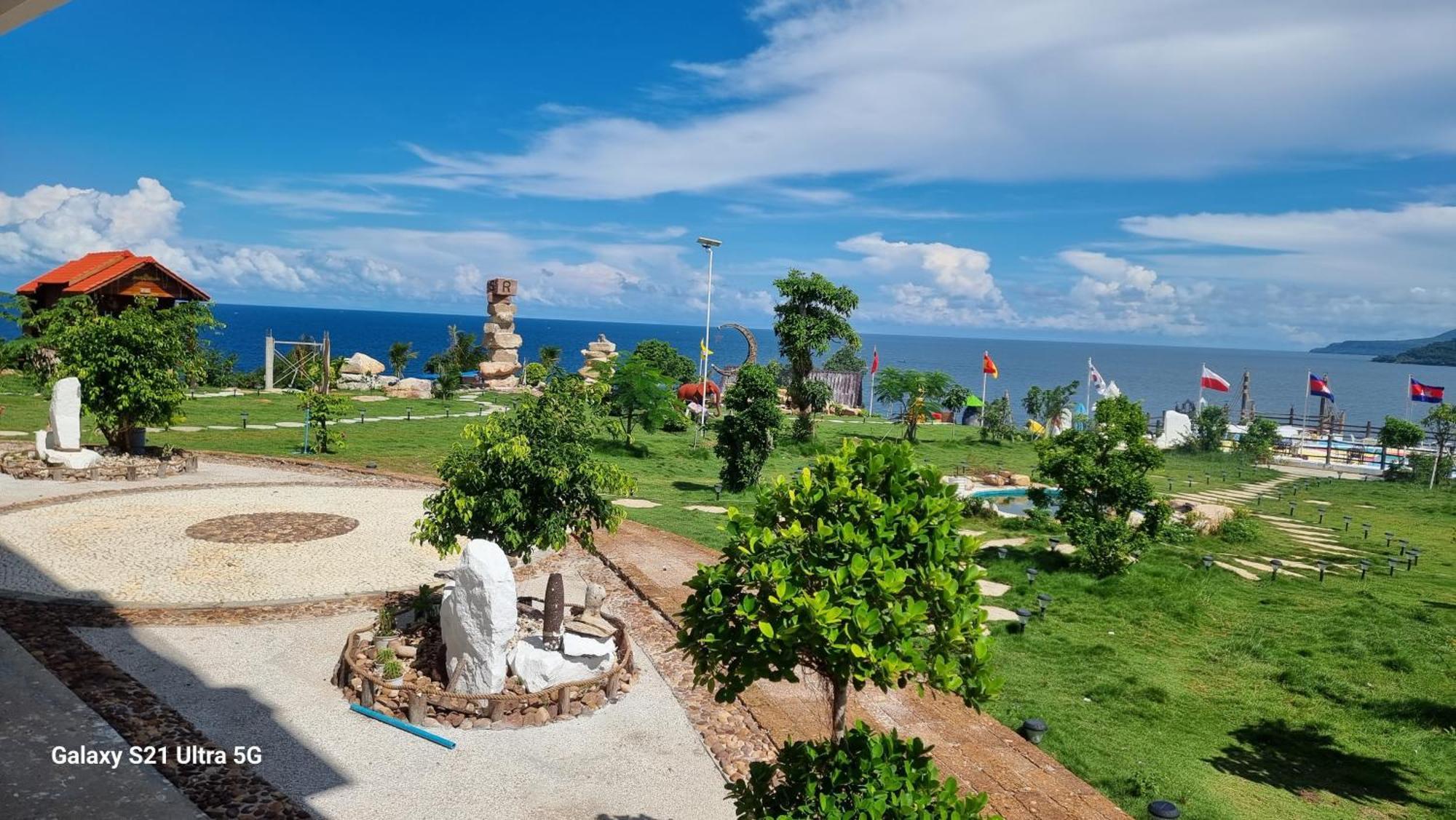 Thmorda Resort Koh Rong Sanloem Bagian luar foto